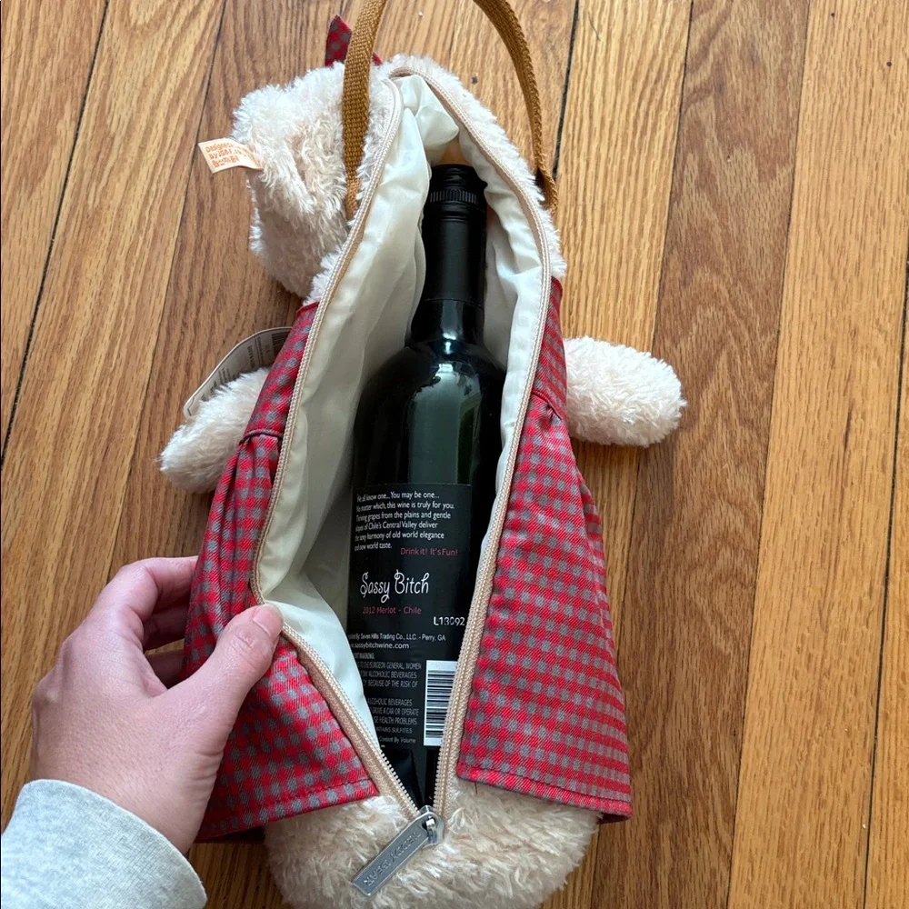 Teddy Bear Museum WINE BAG-KATE RED CHECK made of‎ polyester.